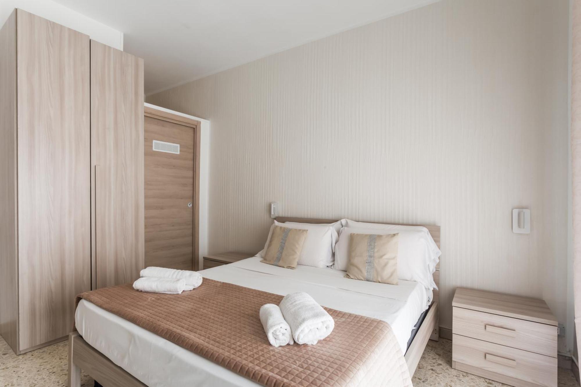 Napoli Fly Guest House 290 Exteriör bild